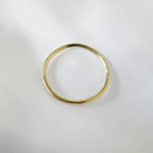 Load image into Gallery viewer, Round Band Ring, 10k Gold Ring, Handmade Jewelry, Midi Ring, Wedding band,
