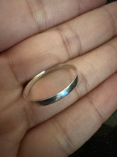 Load image into Gallery viewer, Flat Band Ring, Handmade Jewelry, Minimalist Jewelry, Custom Jewelry - Fuego