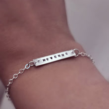 Load image into Gallery viewer, name pendant, name bracelet, custom jewelry,