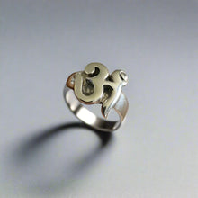 Load image into Gallery viewer, Sterling Silver OM Ring, Spirituality Jewelry, Hindi Ring,
