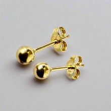 Load image into Gallery viewer, 10k Yellow Gold Sphere Studs,
