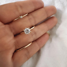 Load image into Gallery viewer, engagement ring, minimalist jewelry
